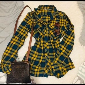 Duluth Trading Co Blue and Yellow Plaid Women's Top